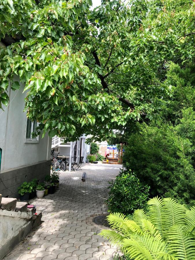 Family Guest House Cholpon-Ata Εξωτερικό φωτογραφία