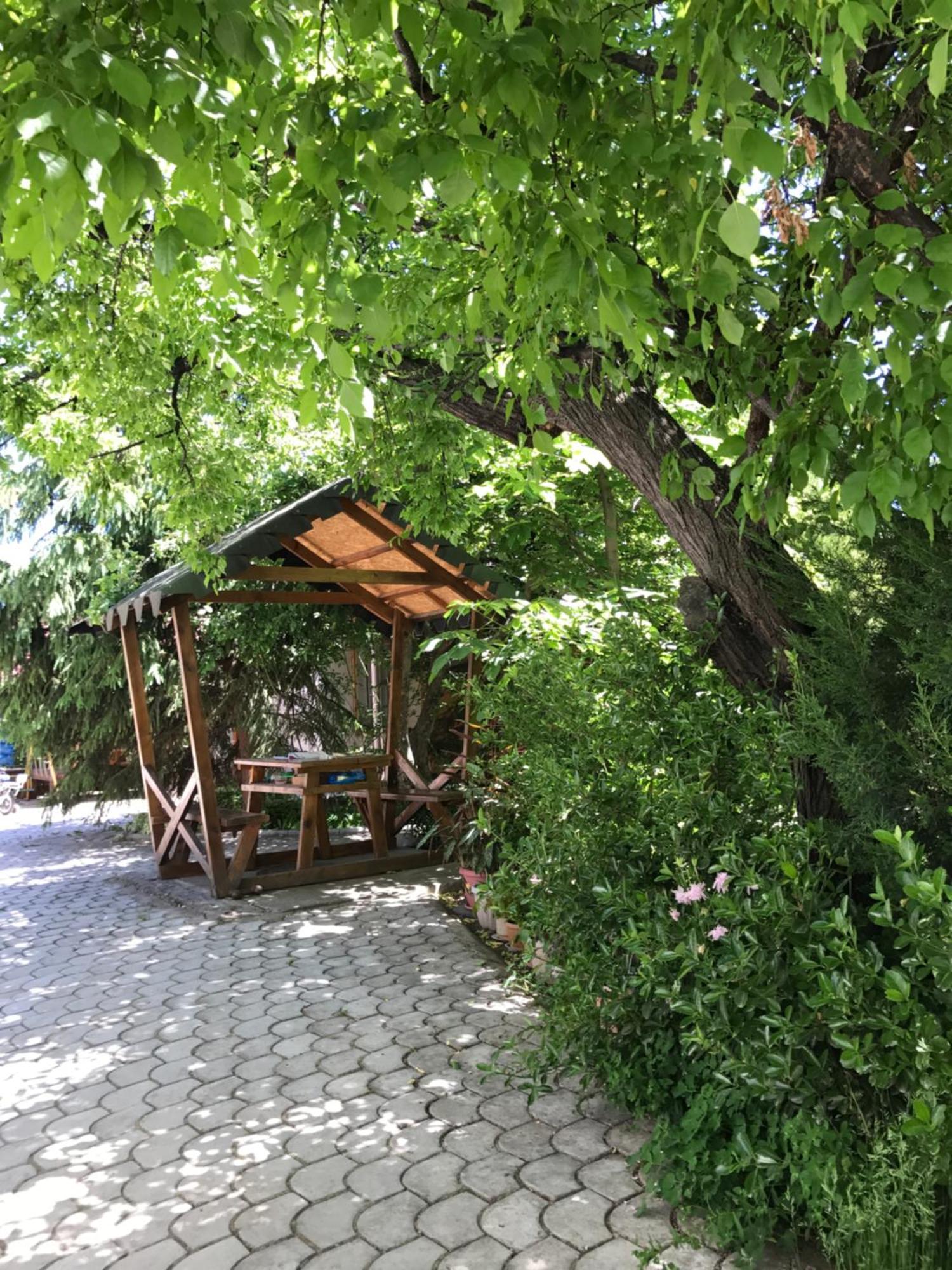Family Guest House Cholpon-Ata Εξωτερικό φωτογραφία